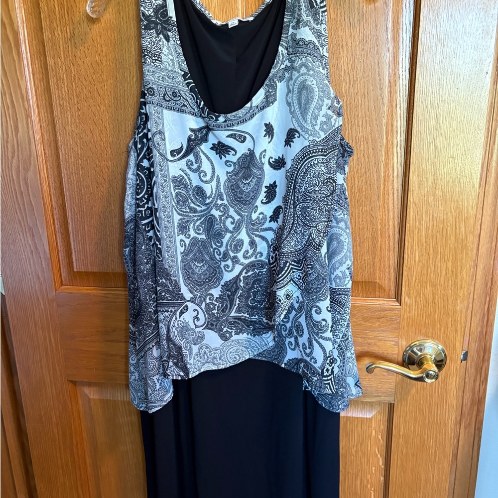 Notations Black and White Paisley Dress